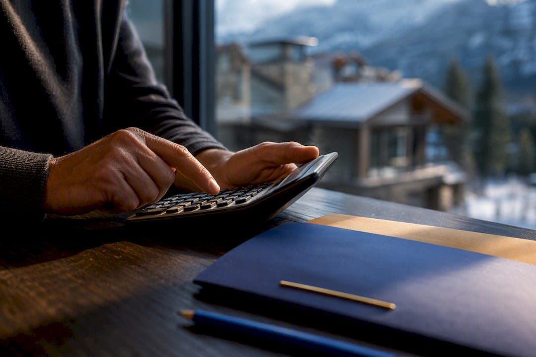 Avoid a 5% Rate Shock: Fixed vs Adjustable Mortgages in Summit County